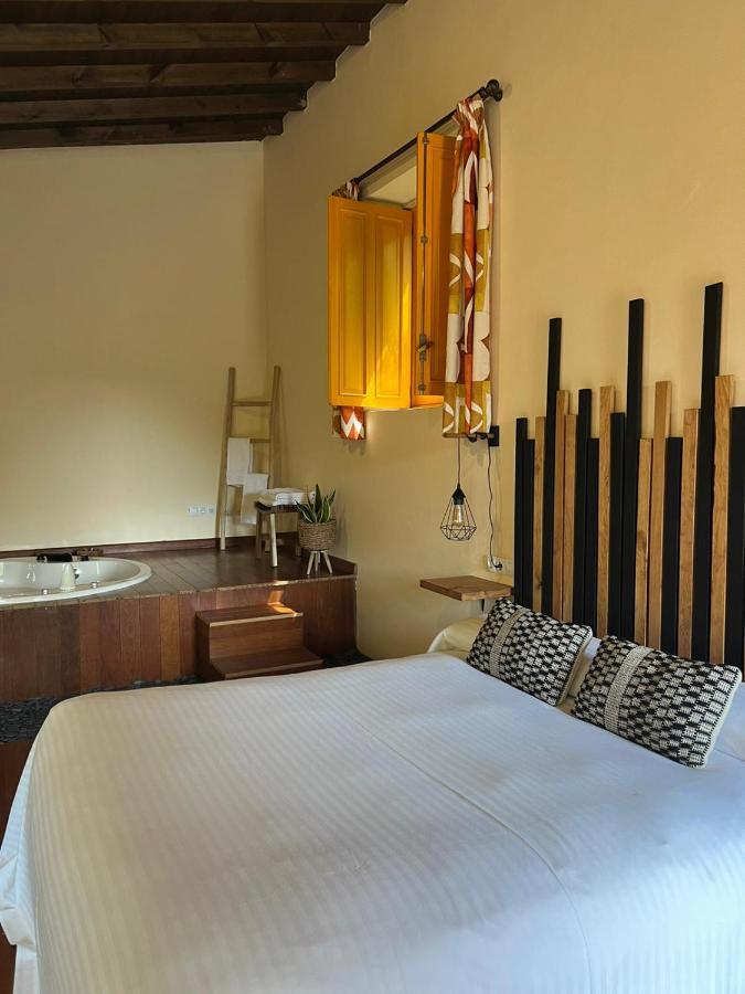 Aldea Couso Rural Hotel Sarreaus Buitenkant foto