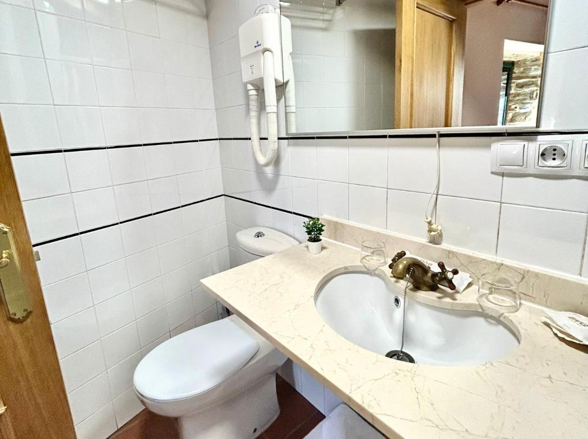 Aldea Couso Rural Hotel Sarreaus Buitenkant foto